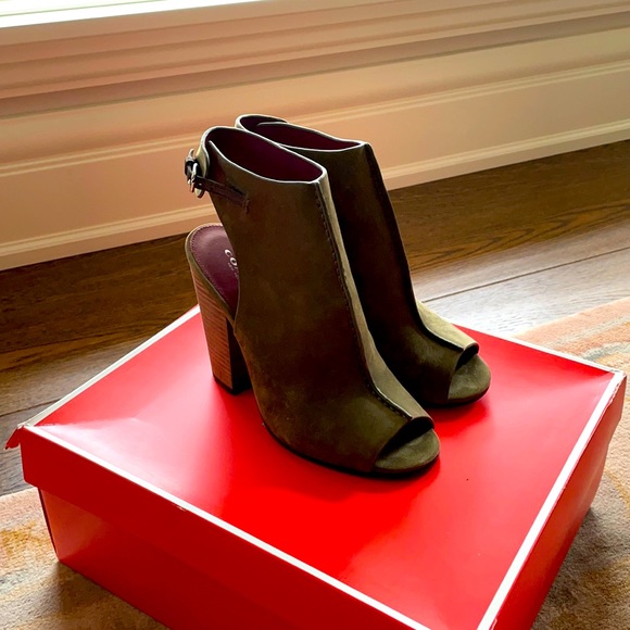 Coach toeless booties - Picture 1 of 6